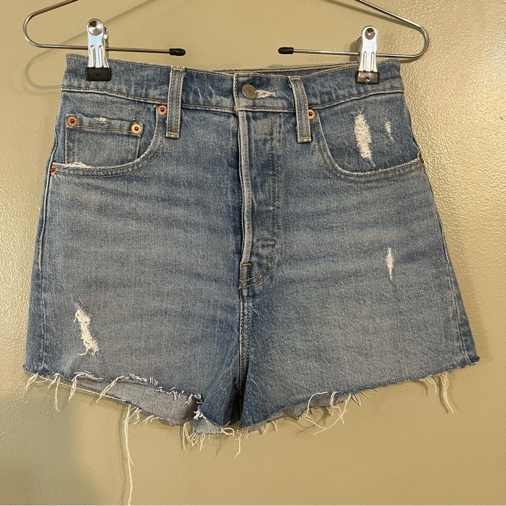 Levi’s 501 Ribcage Premium Button Fly Blue Denim Cotton Shorts high Rise 26